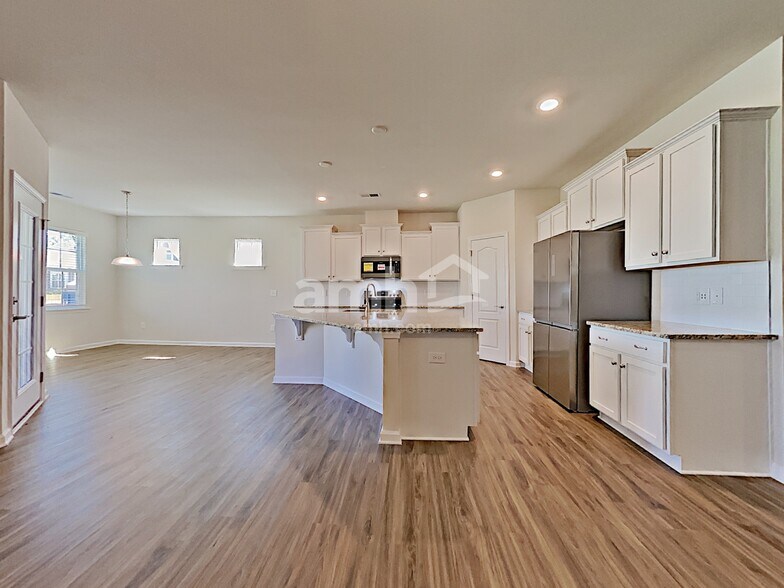 Building Photo - 14302 Hugh Dixon Way