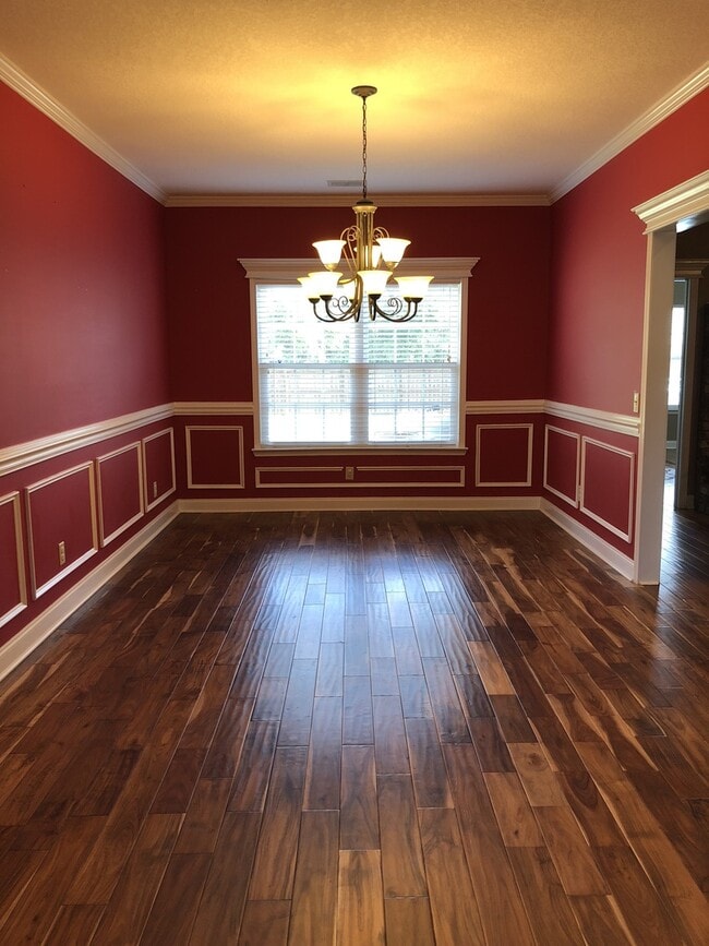 Building Photo - Spacious and Charming 3-Bedroom Home - Ludowici, GA