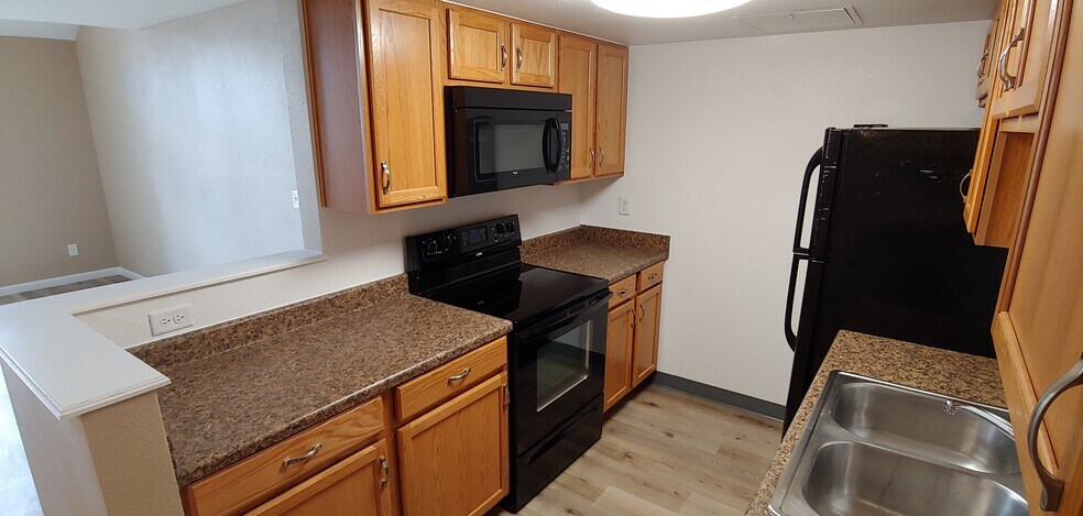 Building Photo - 18404 E Kepner Pl