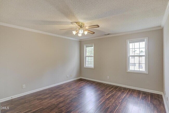 Building Photo - 4636 Vendue Range Dr