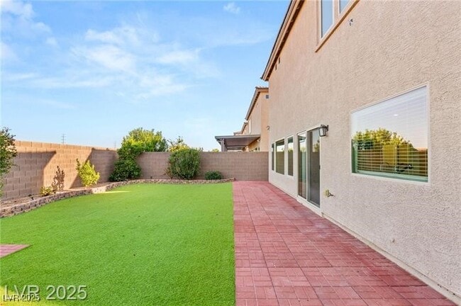 Building Photo - 8326 Monroe Bay St