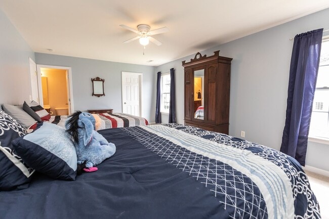 Building Photo - 3 Bedroom 2.5 Bath Townhouse in Grand Oaks...