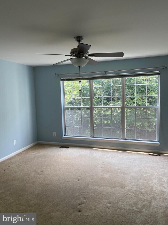 Building Photo - 46860 Clarion Terrace