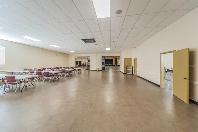 Building Photo - 2462 Brazilia Dr