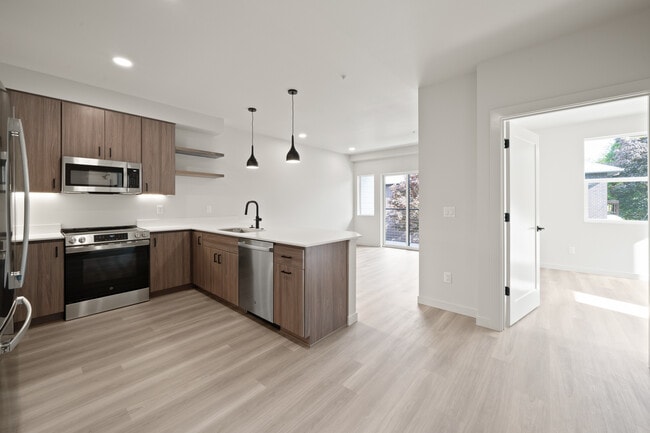 Building Photo - Boardwalk Place