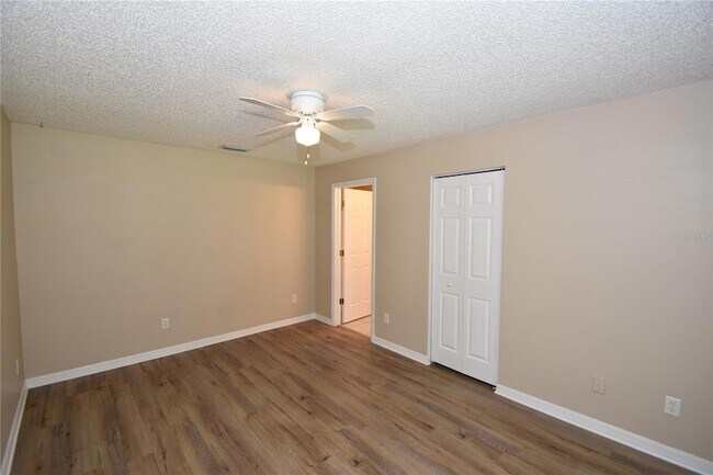 Building Photo - 13 Pinetree Drive
