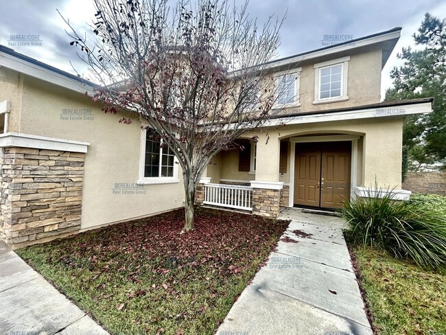 Building Photo - 34698 Yale Dr