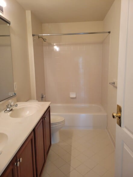 Building Photo - 18403 Polynesian Ln