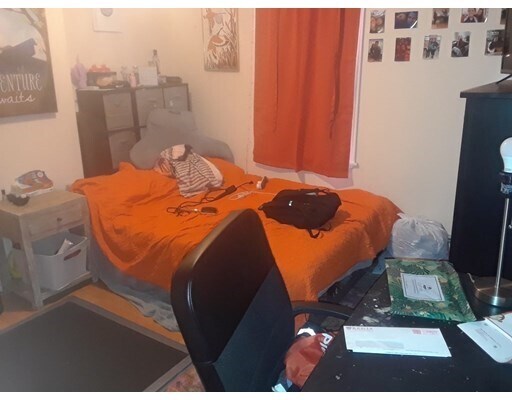 Building Photo - 228 Western Ave