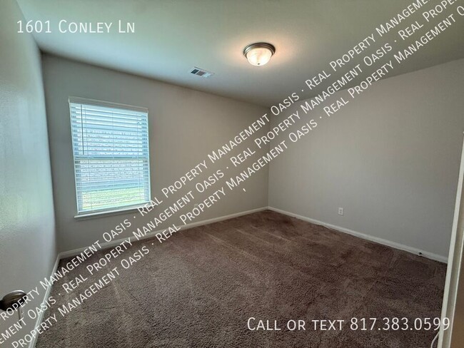 Building Photo - 1601 Conley Ln