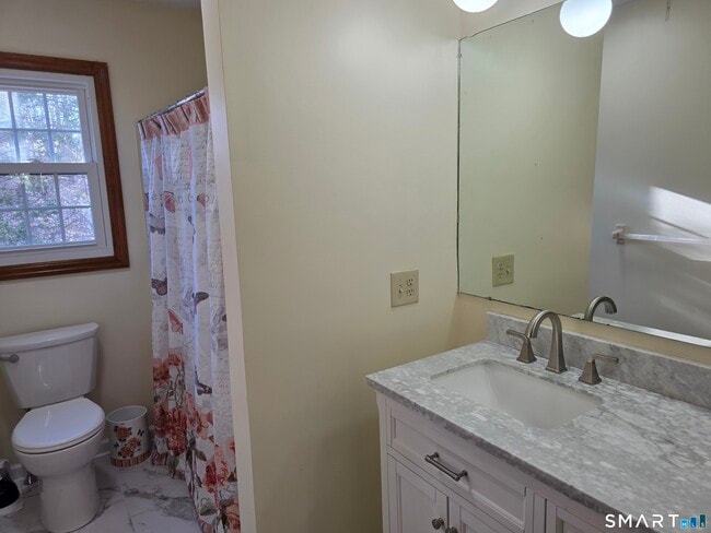 Building Photo - 29 Brook Pine Dr