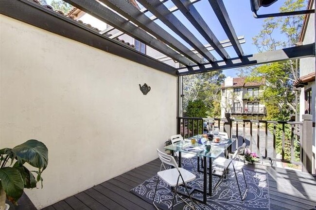 Building Photo - Prime La Jolla Location – Pool, Tennis & Village Living at Your Doorstep