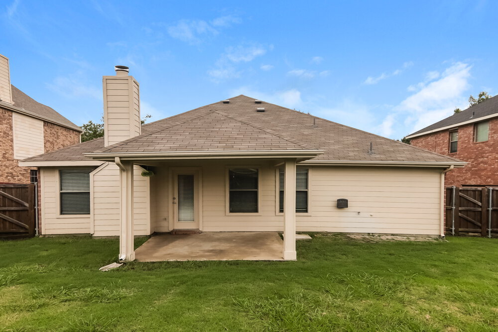 Building Photo - 129 Arbordale Way