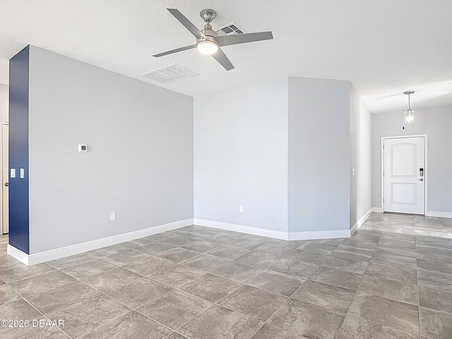Building Photo - 5644 Estero Loop
