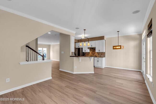 Building Photo - 12 Coral Place