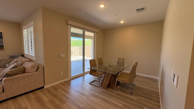 Building Photo - 17744 W Cassia Way