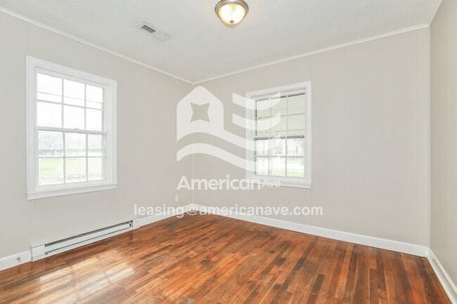 Building Photo - 403 Lowdermilk St