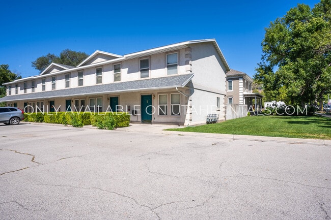 Building Photo - 74 S 100 W
