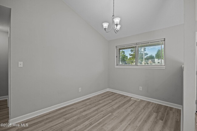 Building Photo - 125 Pirates Rd