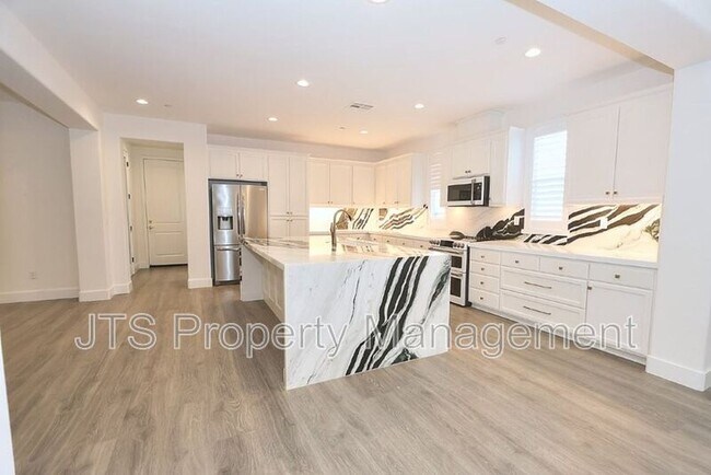 Building Photo - 4988 Amina Fair Way