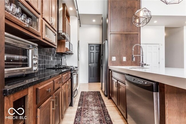 Building Photo - 1529 Alabama St