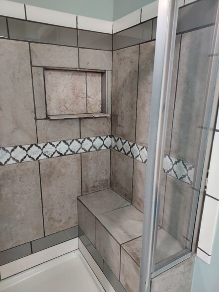 Building Photo - 2609 Williams Creek Rd