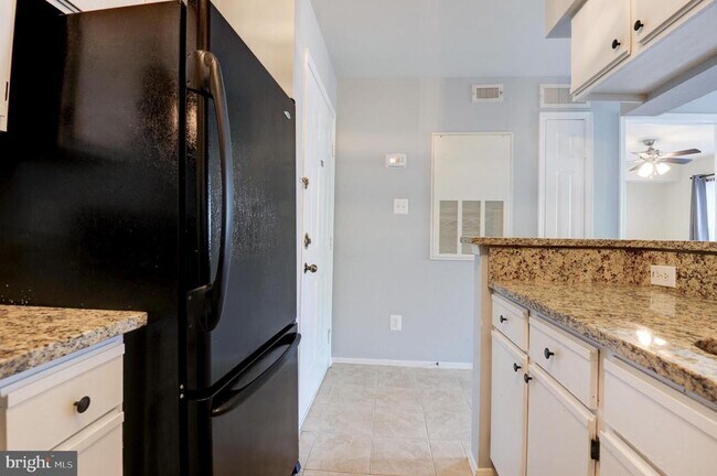 Building Photo - 3313 Wyndham Cir