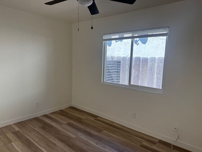 Building Photo - Bishop Street (605)