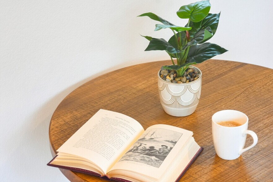 Building Photo - 64 York Creek Rd