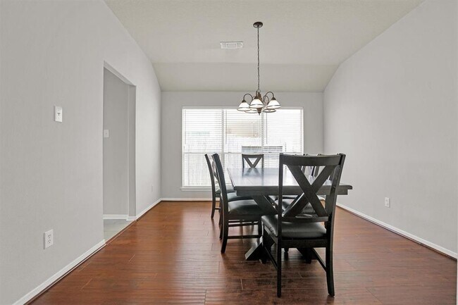 Building Photo - 23931 Ayscough Ln