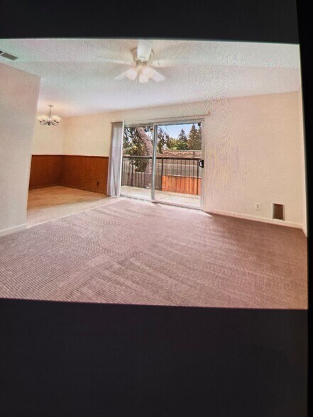 Building Photo - 3591 Quail Lakes Dr