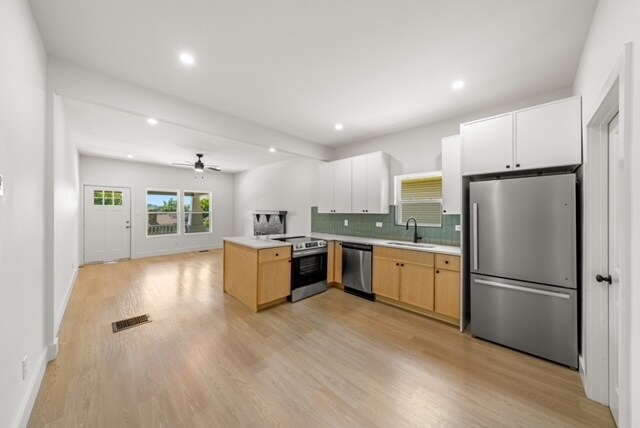 Building Photo - 3115 Woodbine Ave