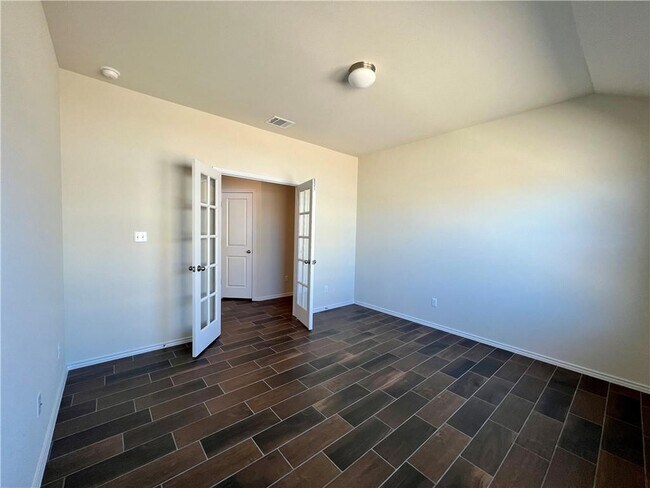 Building Photo - 129 Blue Oak Blvd