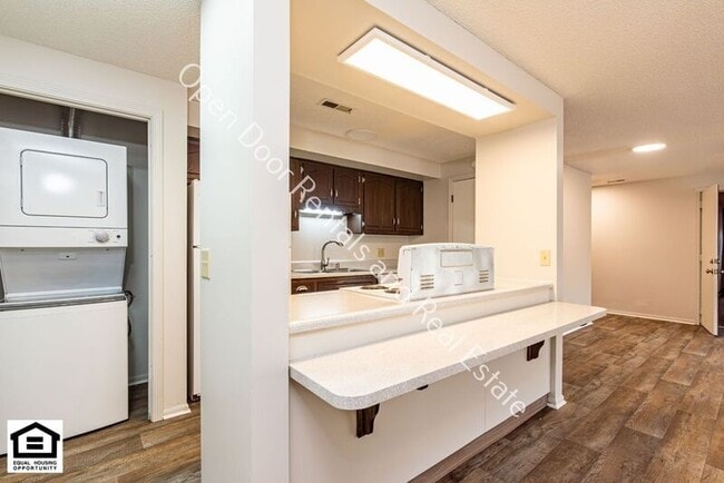 Building Photo - 4111 Harris Rd