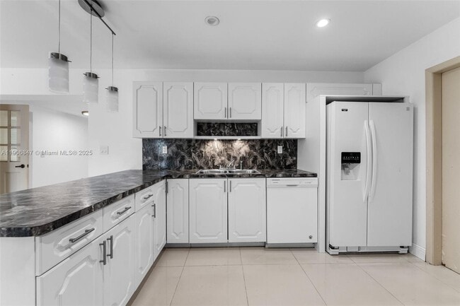 Building Photo - 3560 SW 107th Ct