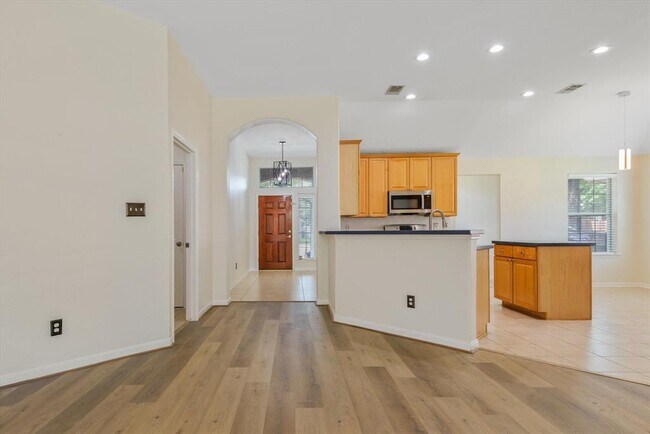 Building Photo - 10222 Squirehill Ct