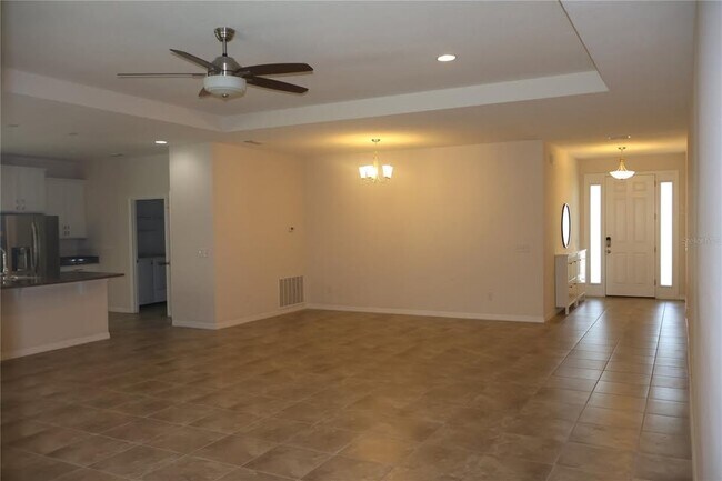 Building Photo - 5033 SW 56th St