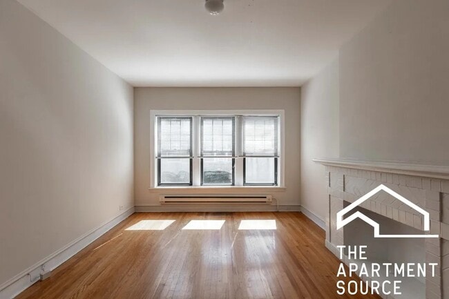 Building Photo - 1321 Oak Ave
