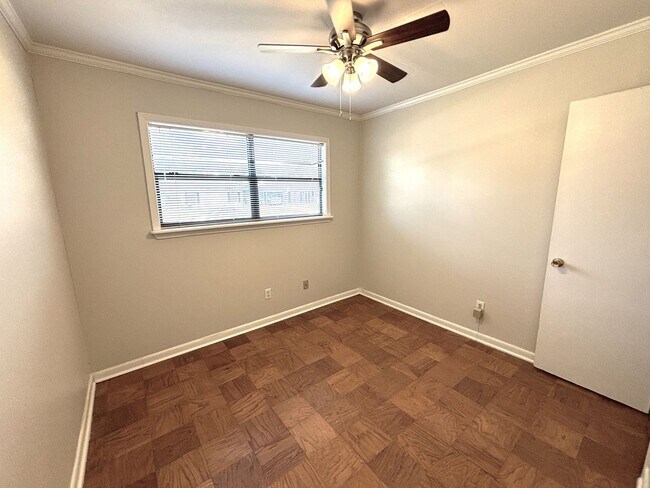Building Photo - GREAT STARTER HOME IN CENTRAL BOSSIER