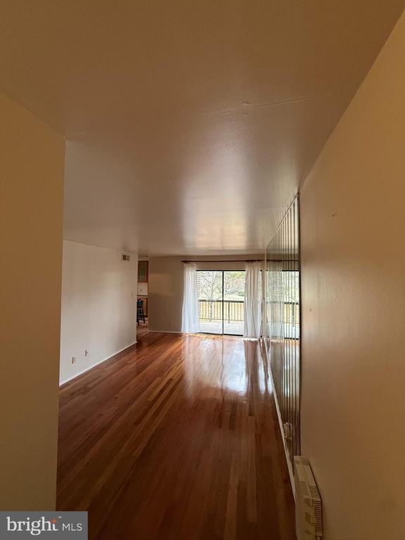 Building Photo - 11214 Cherry Hill Rd