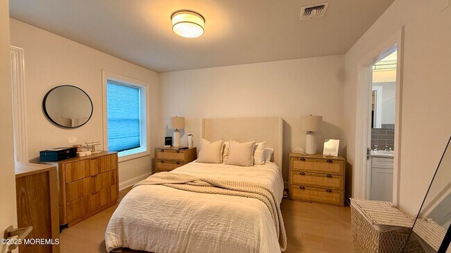 Building Photo - 57-61 Brighton Avenue Unit 301