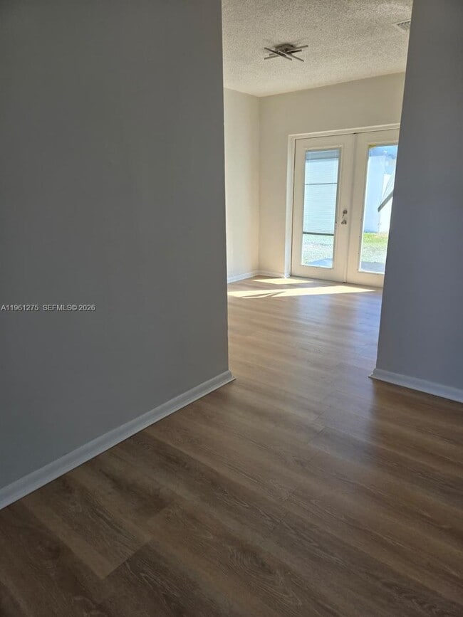 Building Photo - 14842 SW 297th Terrace