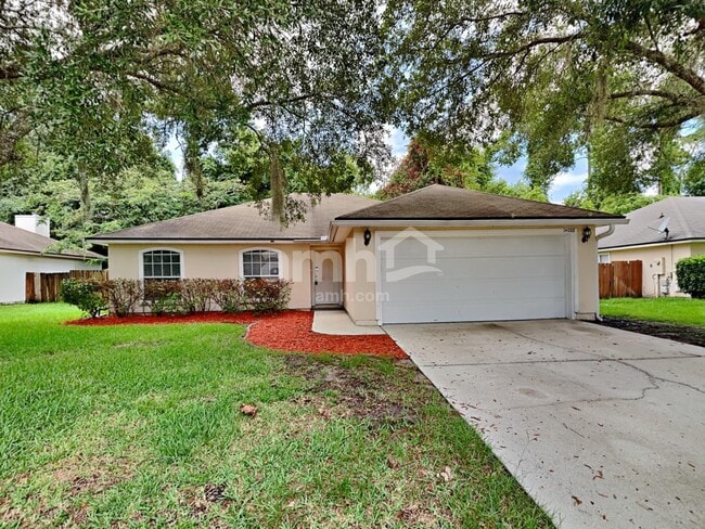 Building Photo - 14028 Crestwick Dr W