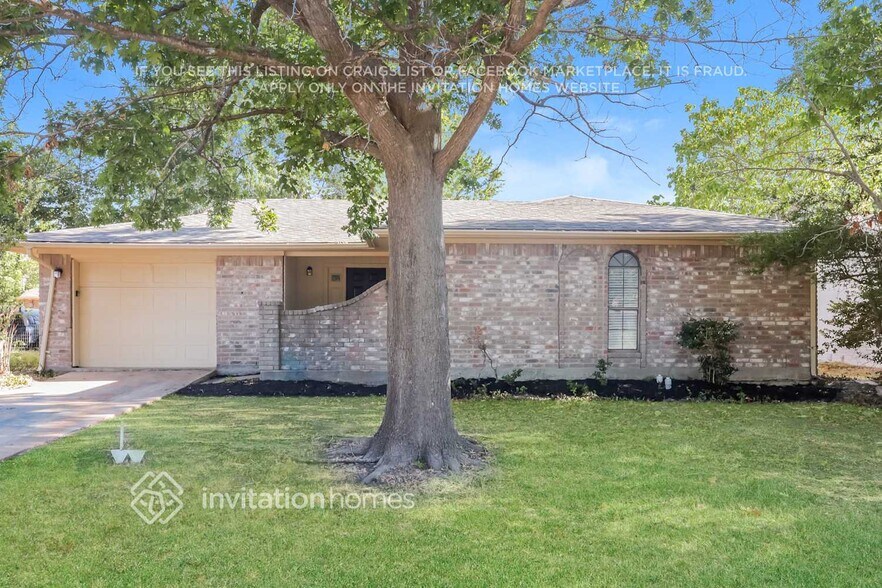 Primary Photo - 912 Meadowdale Dr