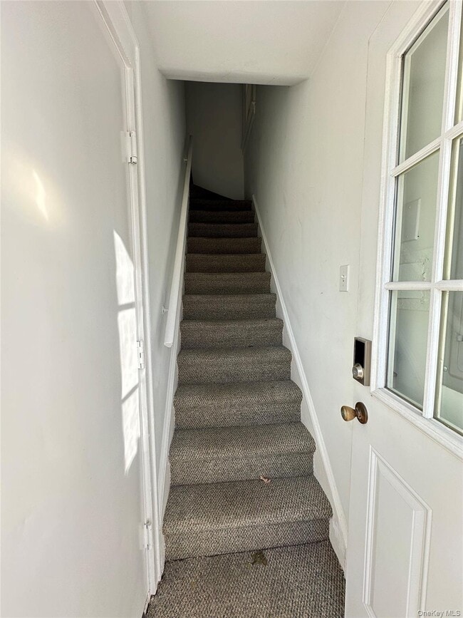 Building Photo - 157 Clinton Ave