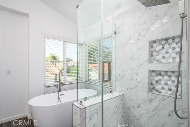 Building Photo - 8608 Oakthorn Cir