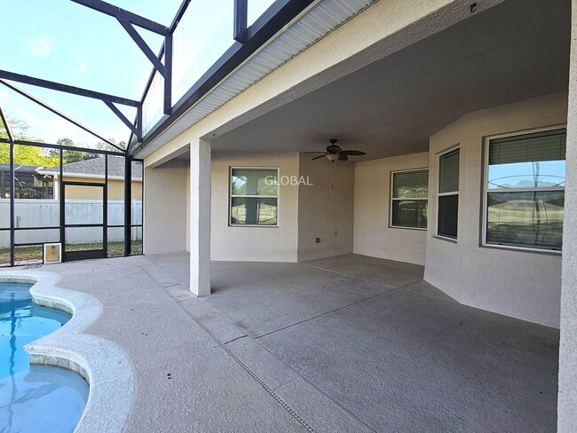 Building Photo - 5-Bedroom Pool Home within Chapman Cove in...