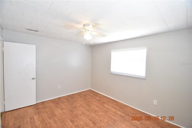 Building Photo - 872 51st Ave N