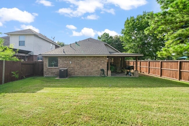 Building Photo - 25803 Orchard Knoll Ln