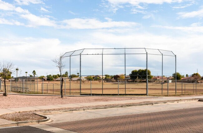 Building Photo - 3813 E Wyatt Way